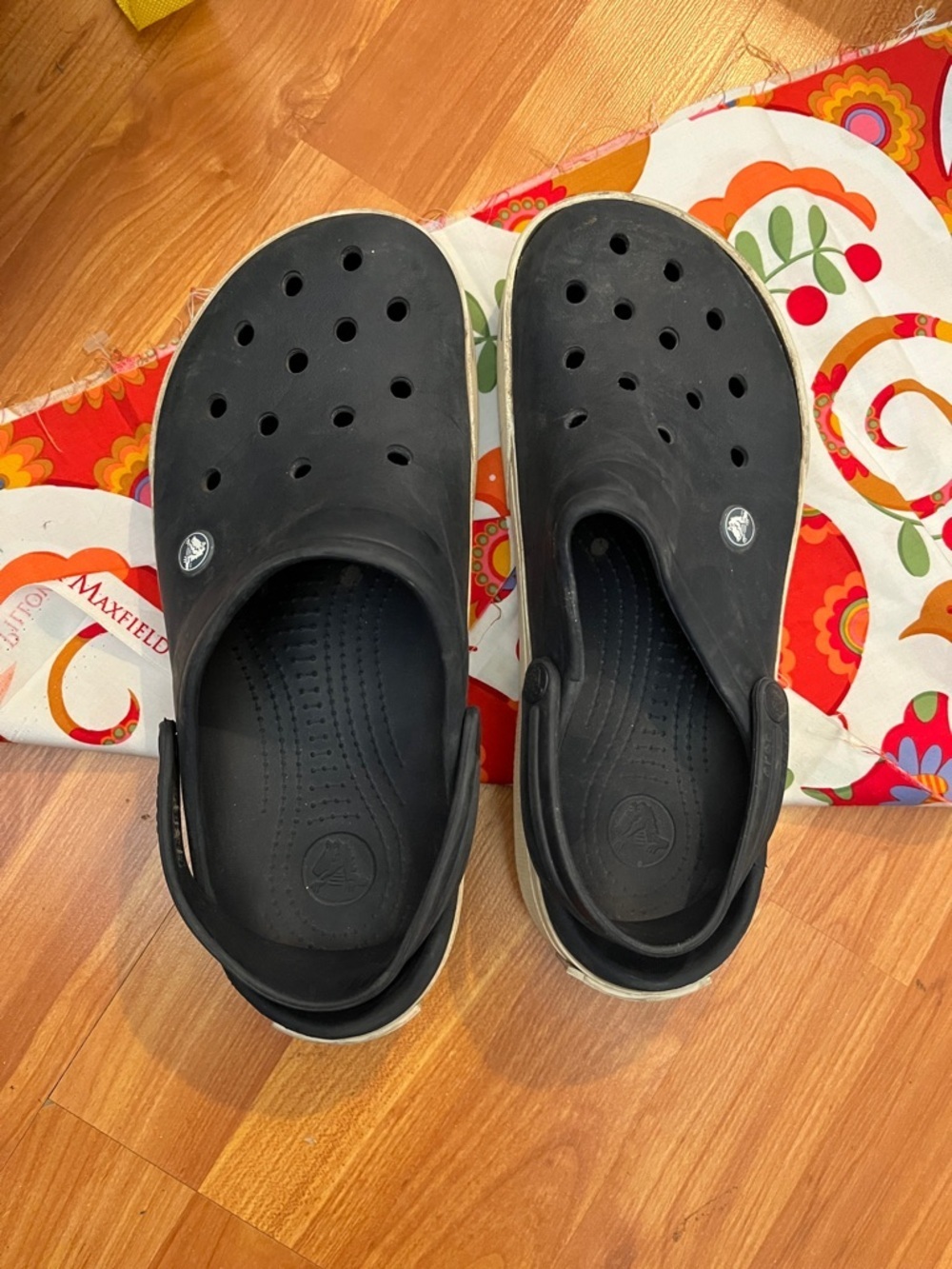 Crocs Navy White Slip-On Clog Shoes M 12 W 10